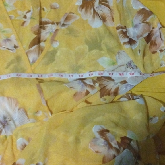 Bohemian Bishop's sleeve v-neck ruffle floral maxi - Picture 12 of 15